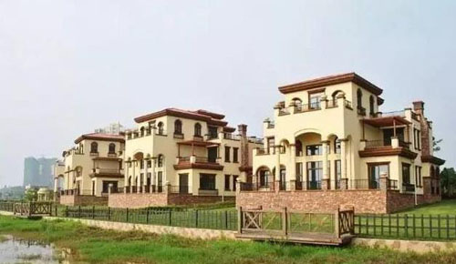 在農(nóng)村小別墅用真石漆裝修外墻，效果圖美絕了