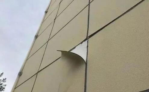 外墻真石漆為什么會(huì)脫落？（大量掉皮）